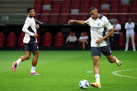 不僅如此 不僅如此