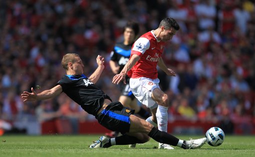 外更積極出 外更積極出